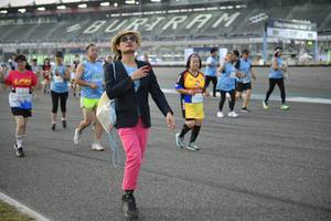 BIB: 80853
                            <button type="button" onclick="openModal(10466993)" class="btn btn-primary btn-sm float-right btn-popup" data-toggle="modal" data-target=".modal-high-quality">
                        <i class="fas fa-shopping-cart"></i> Add to Cart
                    </button>
                                            <button type="button" onclick="isThisMe(10466993, true)" class="btn btn-success btn-sm float-right btn-popup btn-isme hidden" data-toggle="tooltip" data-placement="bottom" title="นี่คือรูปของคุณใช่ไหม คลิกที่นี่เพื่อเอาเข้าอัลบั้ม">
                        <i class="fas fa-plus"></i> Add to album
                    </button>
                    <button type="button" onclick="isThisMe(10466993, false)" class="btn btn-warning btn-sm float-right btn-popup btn-isnotme hidden">
                        <i class="fas fa-ban"></i> Remove from album
                    </button>